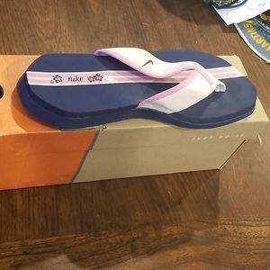 Nike women's sandals